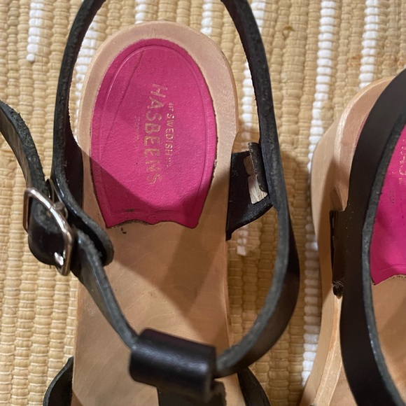 Swedish Hasbeen t-strap clogs - Picture 6 of 6